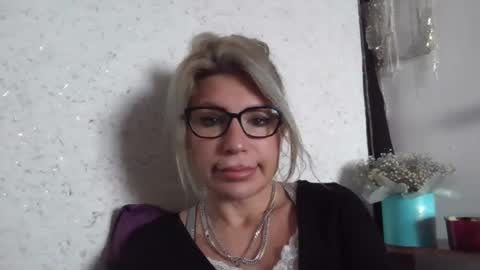 fox_red_lady7 online show from January 15, 10:46 am