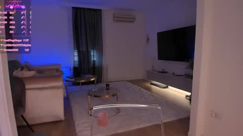 Fox love you online show from November 22, 12:36 pm