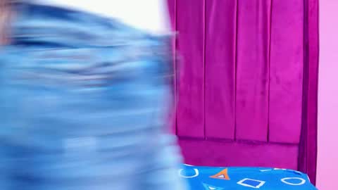 foxyhillx online show from January 13, 6:59 pm