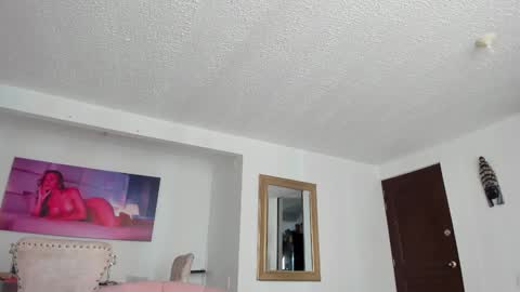 IM FRAIDER online show from February 1, 3:28 pm