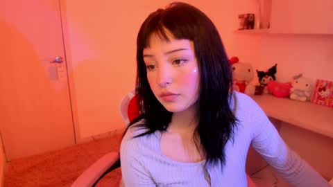 Snapshot of francesca_7 chatting on February 7, 5:51 pm francesca_7 online show from February 7, 5:51 pm