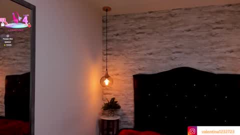 Snapshot of francesca_bbw chatting on September 22, 3:21 am online show from September 22, 3:21 am