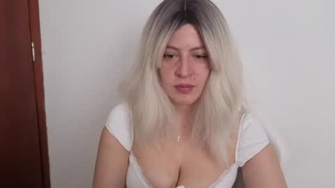 Francesca online show from June 12, 5:56 pm