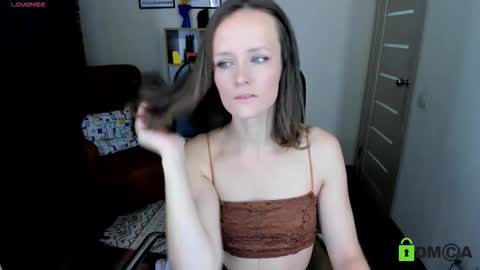 Snapshot of francescacollins chatting on October 23, 12:17 pm Fran online show from October 23, 12:17 pm
