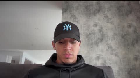 Frank online show from February 3, 9:52 pm