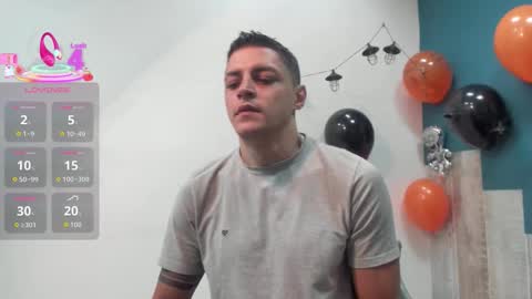 Snapshot of frank_millers chatting on October 21, 9:07 pm Frank online show from October 21, 9:07 pm