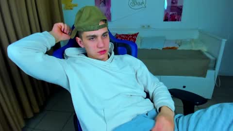 Frank online show from April 19, 5:08 am