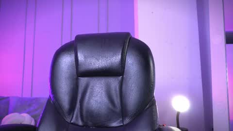 Frank Farrell. Hey remember to give me a thumbs up Ty online show from November 6, 6:16 am