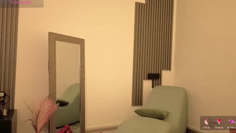 Fransheska online show from February 26, 12:19 pm