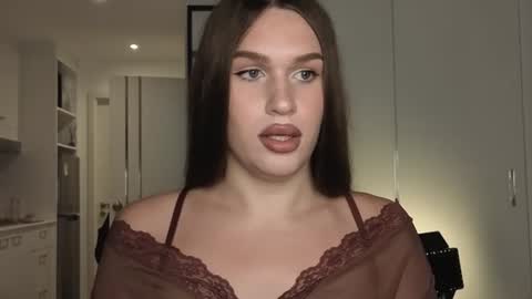 I am franzeva  online show from June 25, 11:48 am
