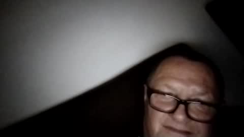 Snapshot of frauenfeind1 chatting on October 16, 6:57 am Wolfi online show from October 16, 6:57 am