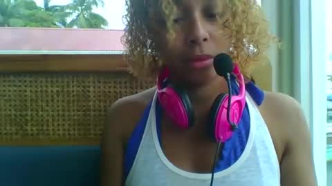 Snapshot of freakjawn1992 chatting on December 29, 3:57 pm FreakJawn online show from December 29, 3:57 pm