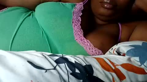 freaky08 online show from December 8, 7:43 pm