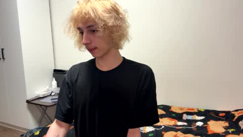 fred bucks online show from April 3, 5:09 pm