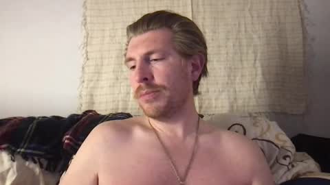 Freddy Foot Balls online show from April 9, 1:09 am