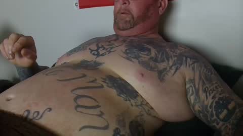 Snapshot of freebird739 chatting on December 22, 11:33 am Freebird739 online show from December 22, 11:33 am