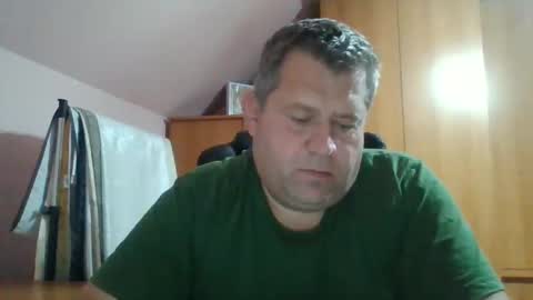 freeboy80180 online show from September 19, 5:49 pm