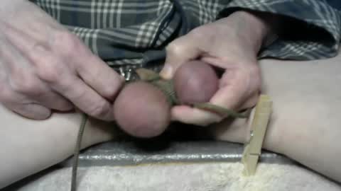 I am a total slave slut. I would like to have multiple owners to use me every day. online show from December 8, 8:58 pm