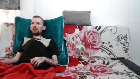 Thomas y Sophia online show from March 18, 8:04 pm