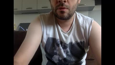 frenchy_from_paris online show from May 3, 1:17 pm