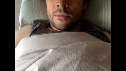 frenchy_from_paris online show from April 29, 8:52 am