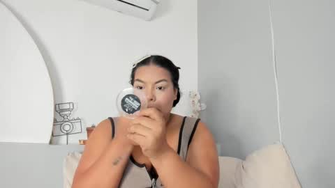 freya_blaze online show from March 8, 3:43 am