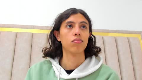 FreyaMoller  online show from April 1, 7:22 pm