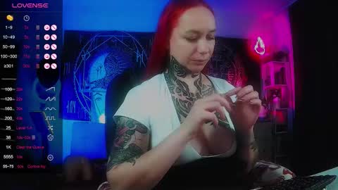 freyjalovee online show from March 4, 12:07 am