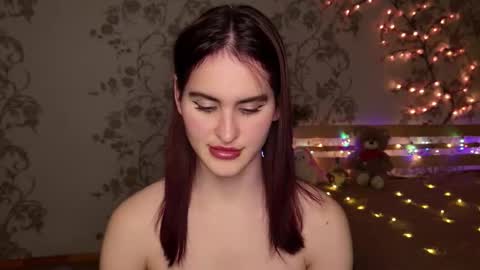 Frida online show from December 18, 7:09 pm