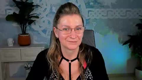 Frida Tander online show from September 20, 3:15 pm