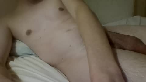 friendly_frank_18 online show from December 14, 7:57 pm