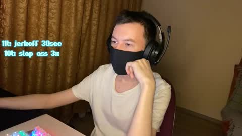 froztai online show from December 13, 7:53 pm