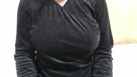 fruity28 online show from November 29, 5:37 am