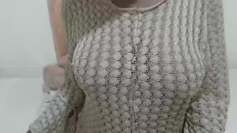 fruity28 online show from December 14, 4:30 am