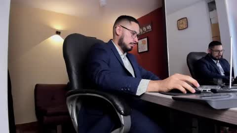 SERGIO THE SEX LAWYER online show from March 16, 5:44 am