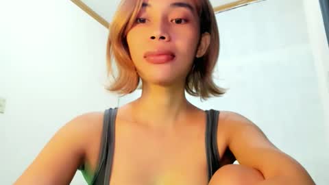 fuckingsexy143 online show from May 21, 12:01 pm