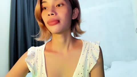 fuckingsexy143 online show from June 15, 12:08 pm
