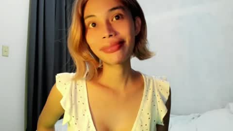 fuckingsexy143 online show from June 30, 1:54 pm