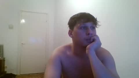 fuckmales21 online show from November 18, 12:57 am