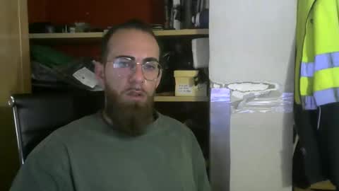 Snapshot of fuerte440 chatting on October 16, 9:53 am fuerte440 online show from October 16, 9:53 am