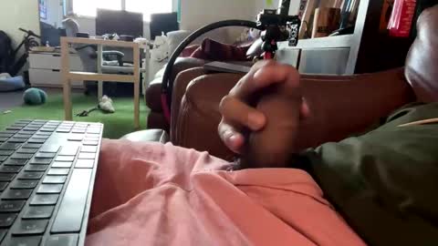 fuklicious online show from February 1, 5:10 pm