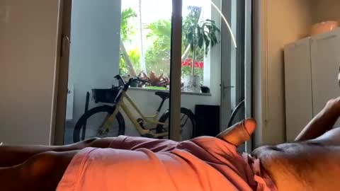 fuklicious online show from February 17, 9:21 pm