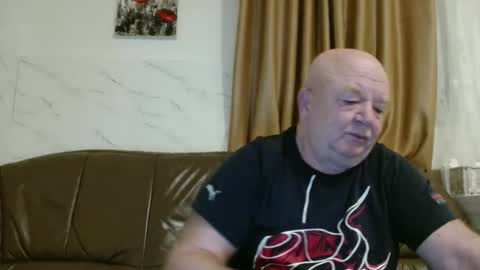 fullballs6 online show from March 16, 3:09 am