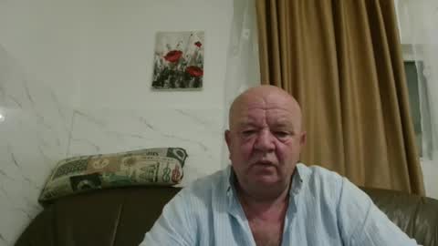 fullballs6 online show from November 25, 2:54 am