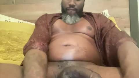 Snapshot of funbbc777 chatting on December 6, 3:02 am funbbc777 online show from December 6, 3:02 am