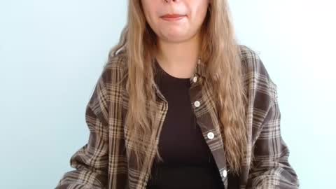 Emma online show from May 13, 9:08 am