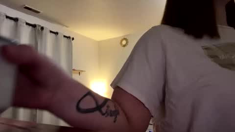 Linnys Palace online show from December 19, 10:38 pm