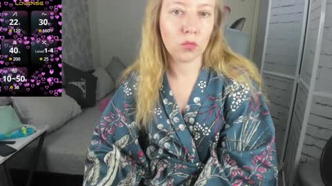 Snapshot of funny_bunny4 chatting on January 18, 2:55 pm funny_bunny4 online show from January 18, 2:55 pm