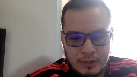 Snapshot of funnyboys18 chatting on February 7, 6:56 pm Zanty online show from February 7, 6:56 pm