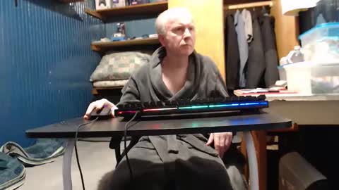 furosz online show from October 15, 4:52 pm